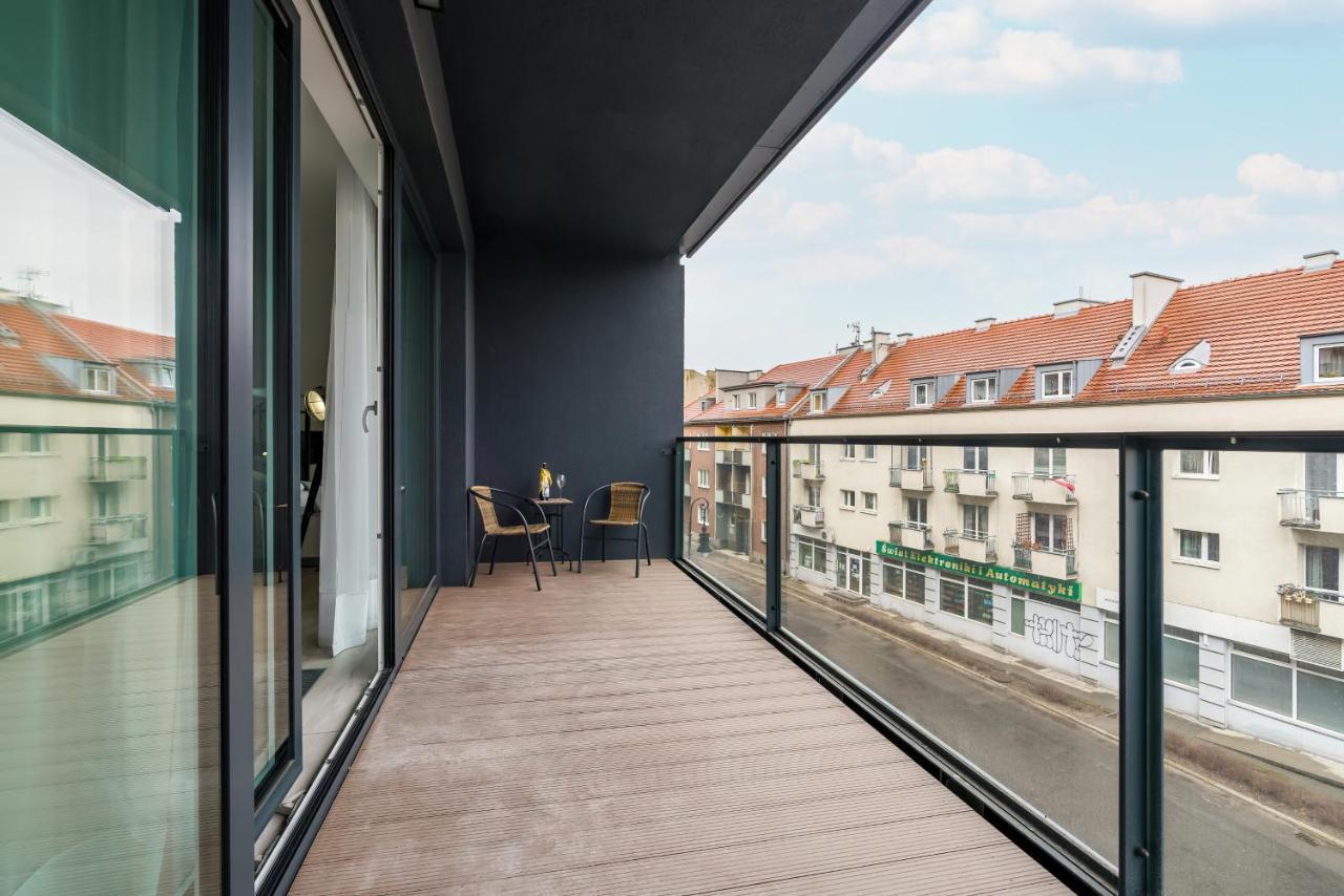 Apartments Poznan Chwaliszewo Residence With Free Garage By Noclegi Renters Luaran gambar