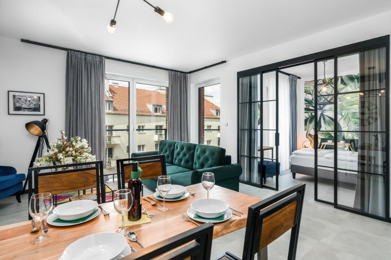 Apartments Poznan Chwaliszewo Residence With Free Garage By Noclegi Renters Luaran gambar